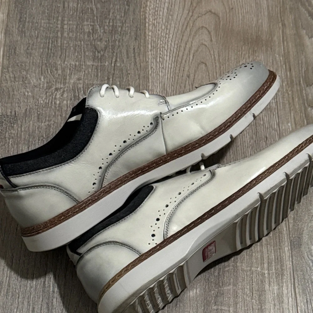 Stacy Adams Men’s Classic Cream Synergy Wingtip Oxford Dress Shoes Size 9
